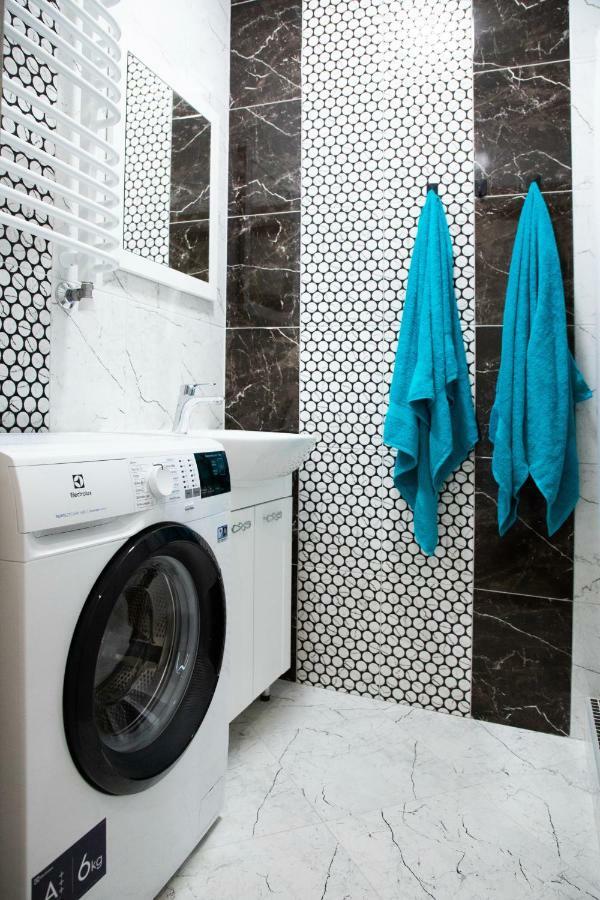 Kit Apartament Daire Lviv Dış mekan fotoğraf