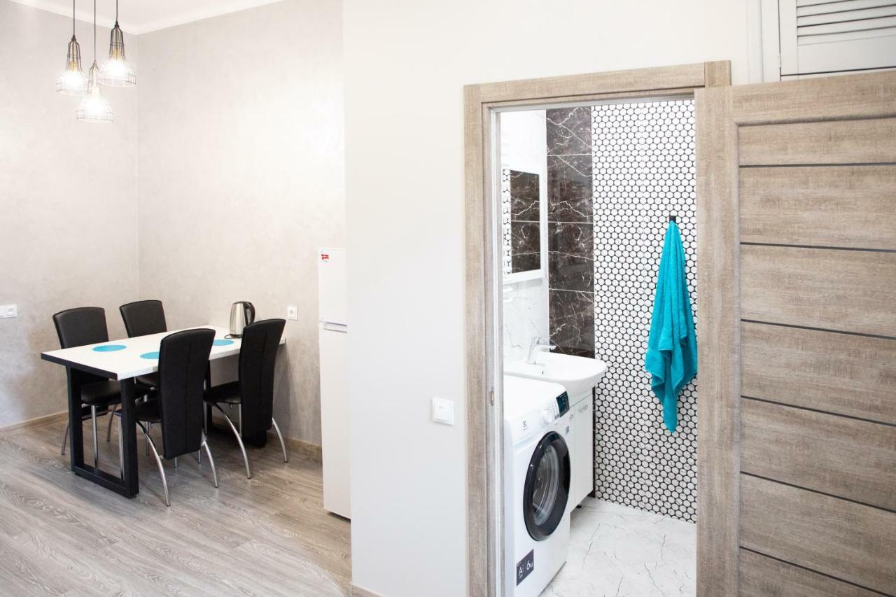 Kit Apartament Daire Lviv Dış mekan fotoğraf