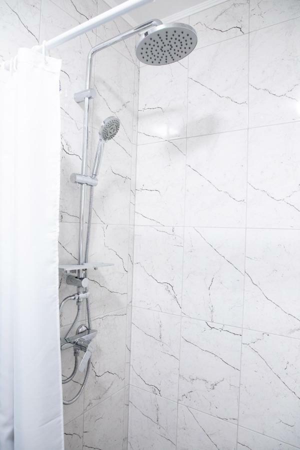 Kit Apartament Daire Lviv Dış mekan fotoğraf