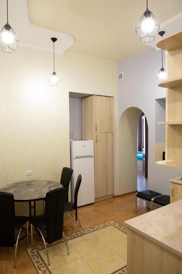 Kit Apartament Daire Lviv Dış mekan fotoğraf