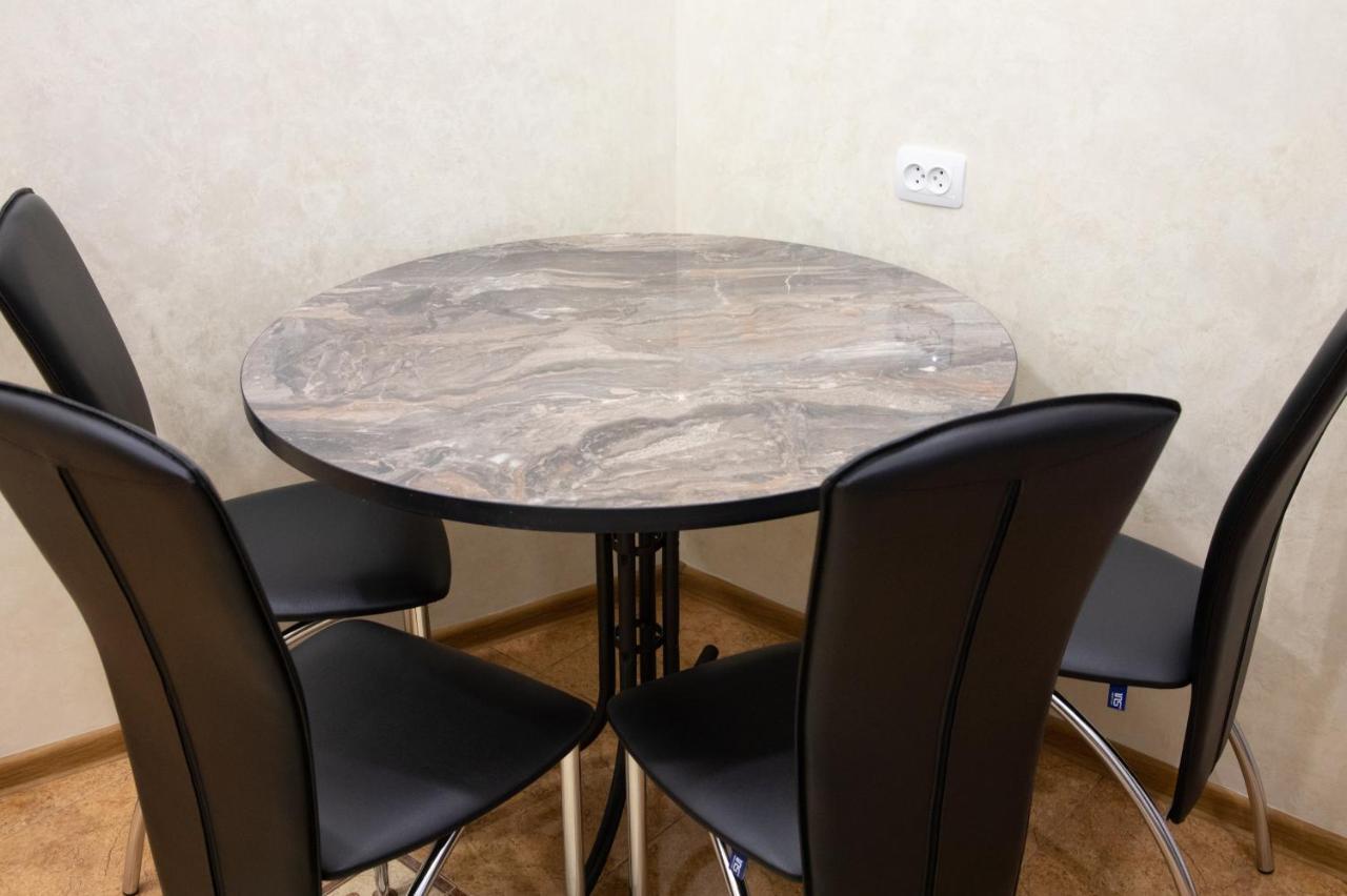 Kit Apartament Daire Lviv Dış mekan fotoğraf